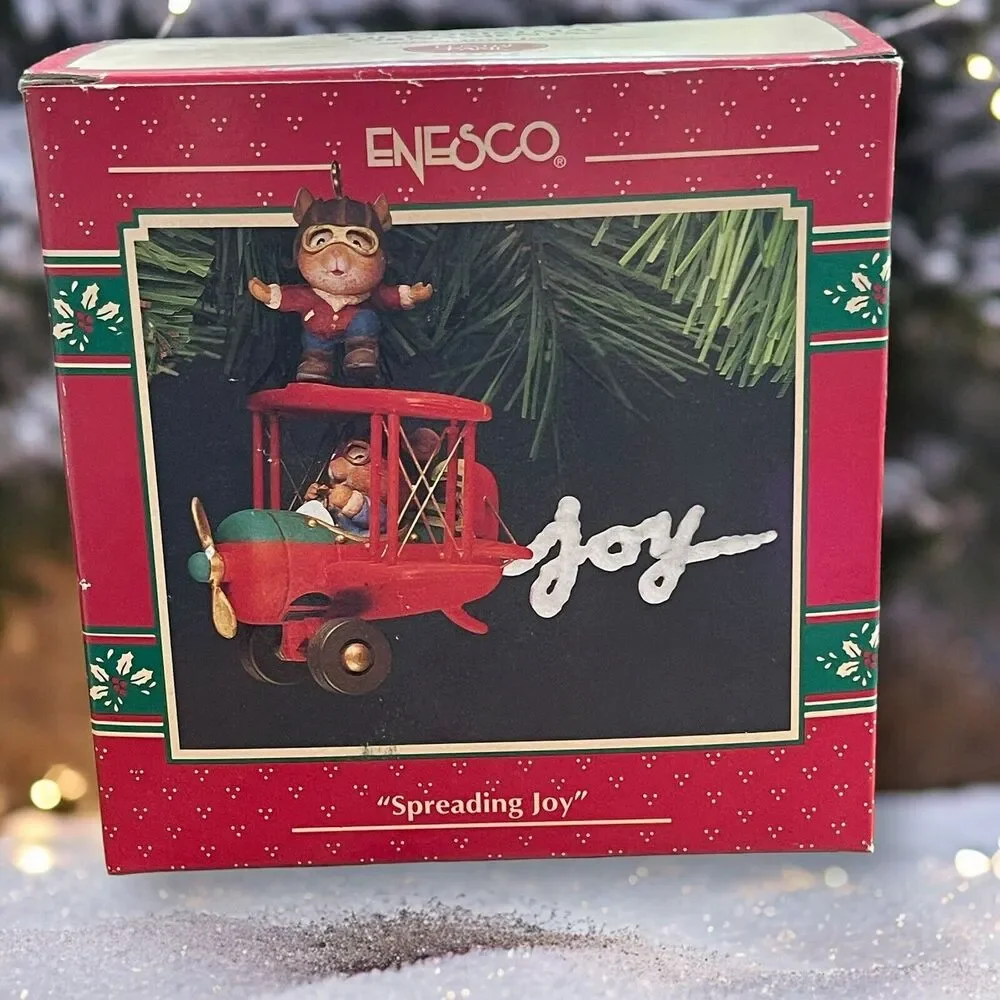 NIB Vtg.“Spreading Joy” 1993 Mouse Plane Enesco Christmas Ornament Pilot Kitschy